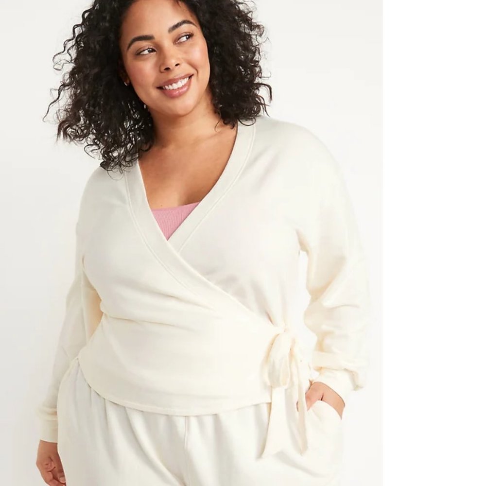 Old Navy Cozy Belted Wrap Sweater for Women - 4X, Cream